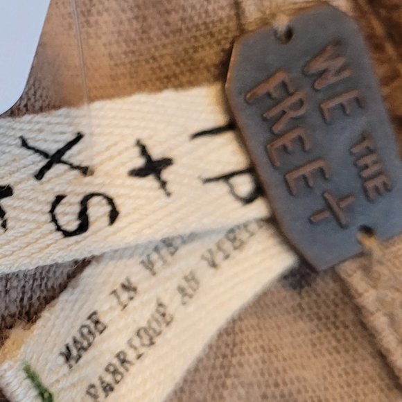 FREE PEOPLE summer top, size XS ( fits up to L), taupe color - Picture 5 of 6